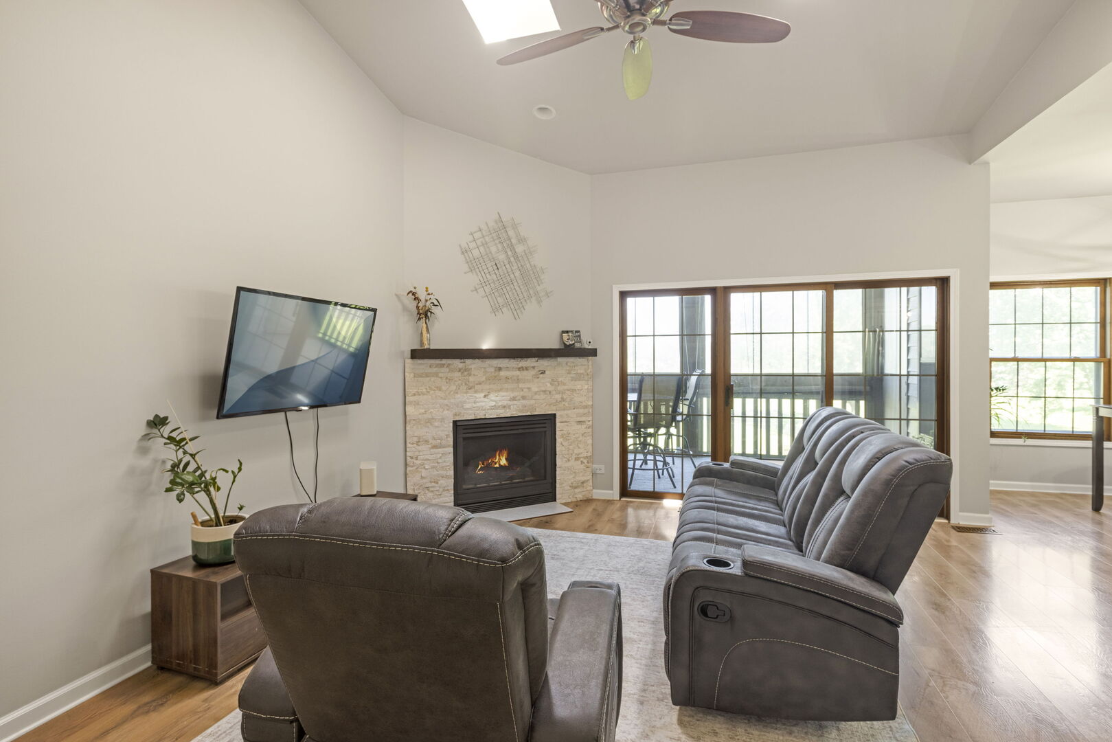 11174 West Algonquin Road, Unit 11174 Huntley, IL 60142 - Photo 2 of 28