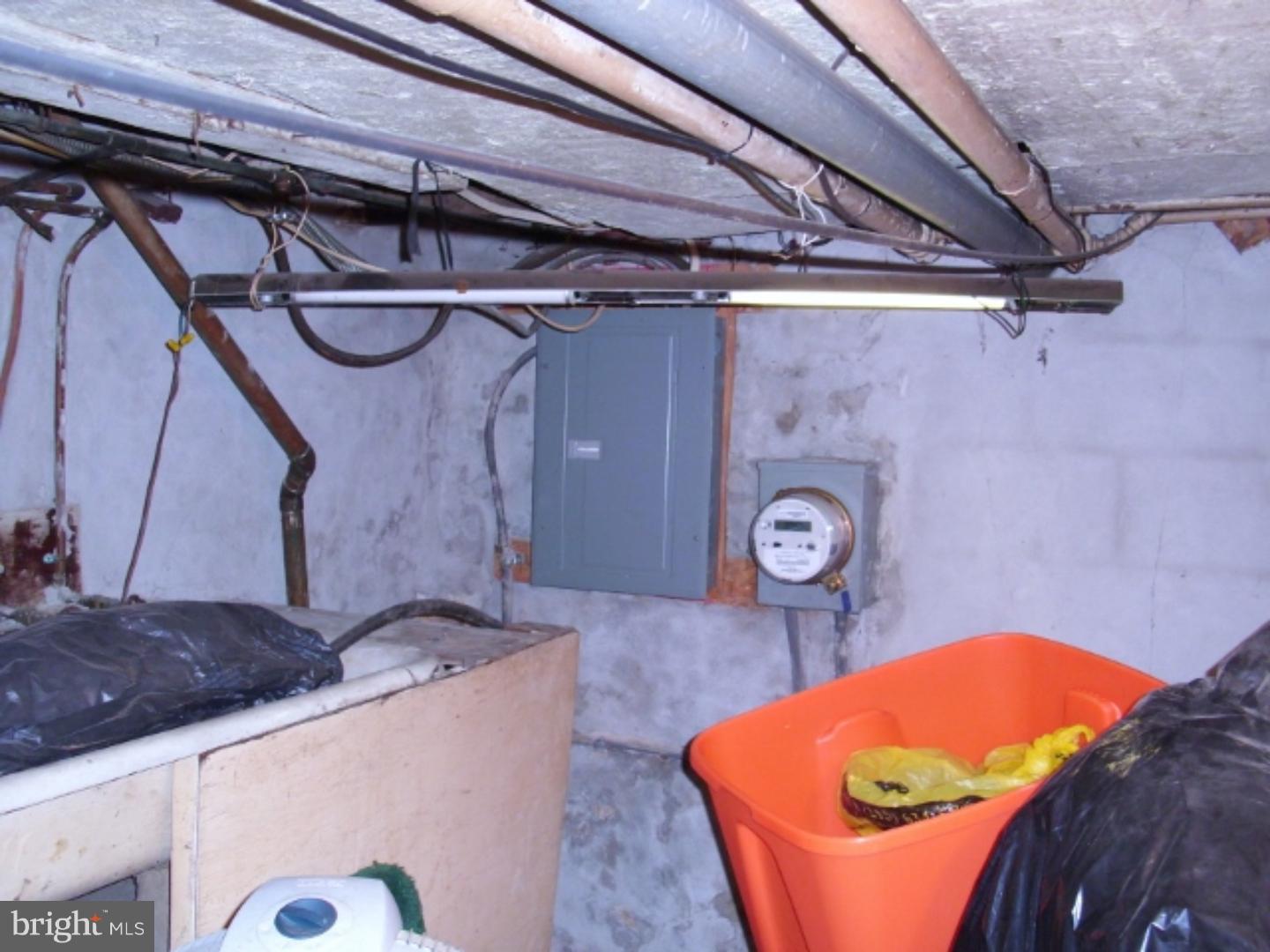 1044 Tree Street Philadelphia, PA 19148 - Photo 14 of 19 Basement