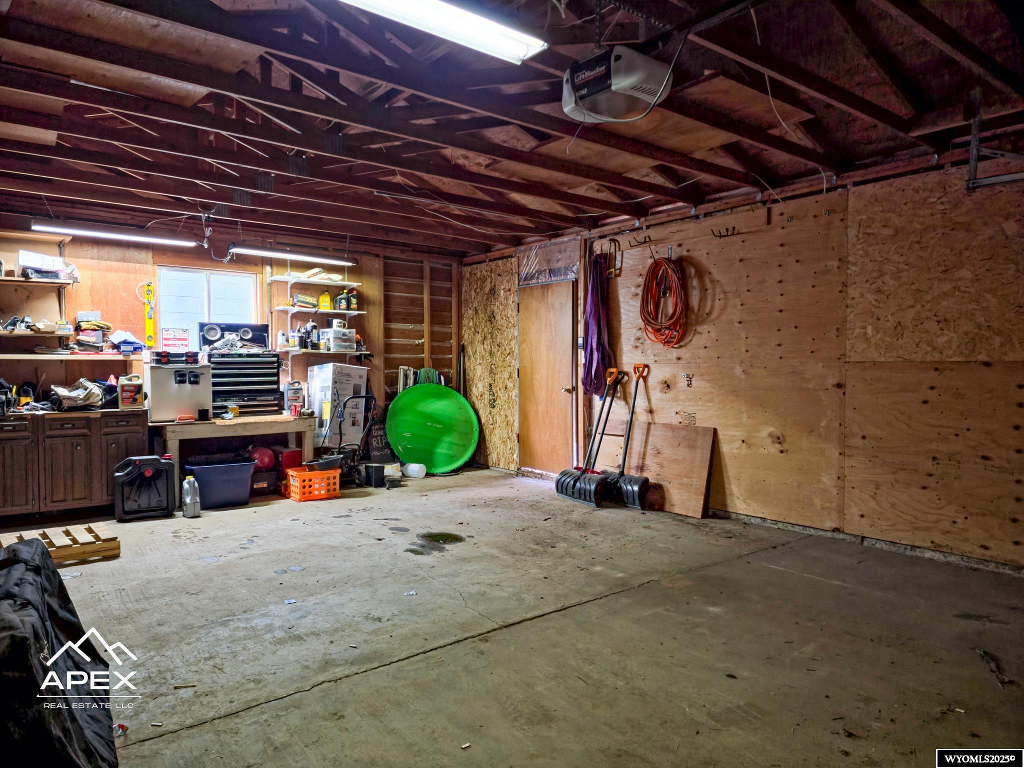 633 18th Street Evanston, WY 82930 - Photo 14 of 17