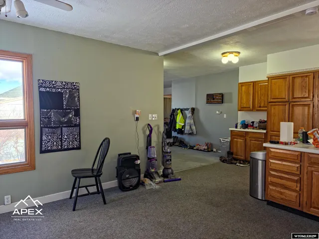 $279,000 | 633 18th Street, Evanston, WY 82930