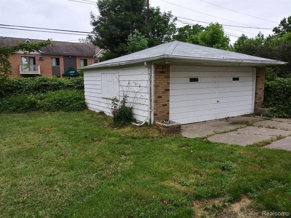 1606 Kenwood Street Inkster, MI 48141 - Photo 3 of 24