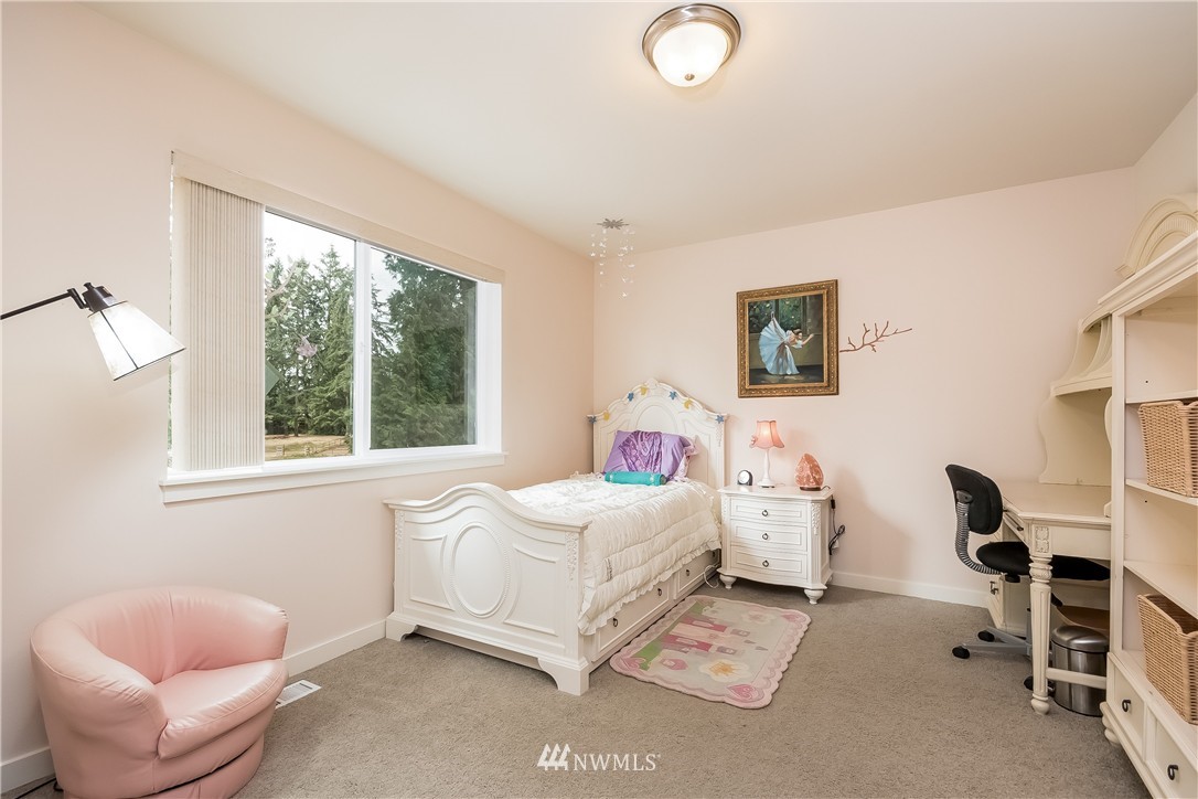 3409 218th Street Southeast Bothell, WA 98021 - Photo 15 of 25