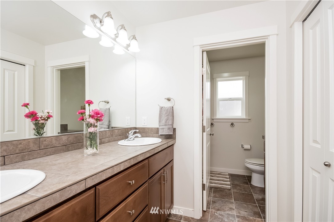 3409 218th Street Southeast Bothell, WA 98021 - Photo 16 of 25