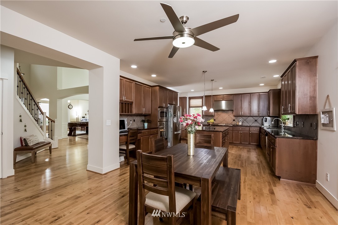 3409 218th Street Southeast Bothell, WA 98021 - Photo 7 of 25