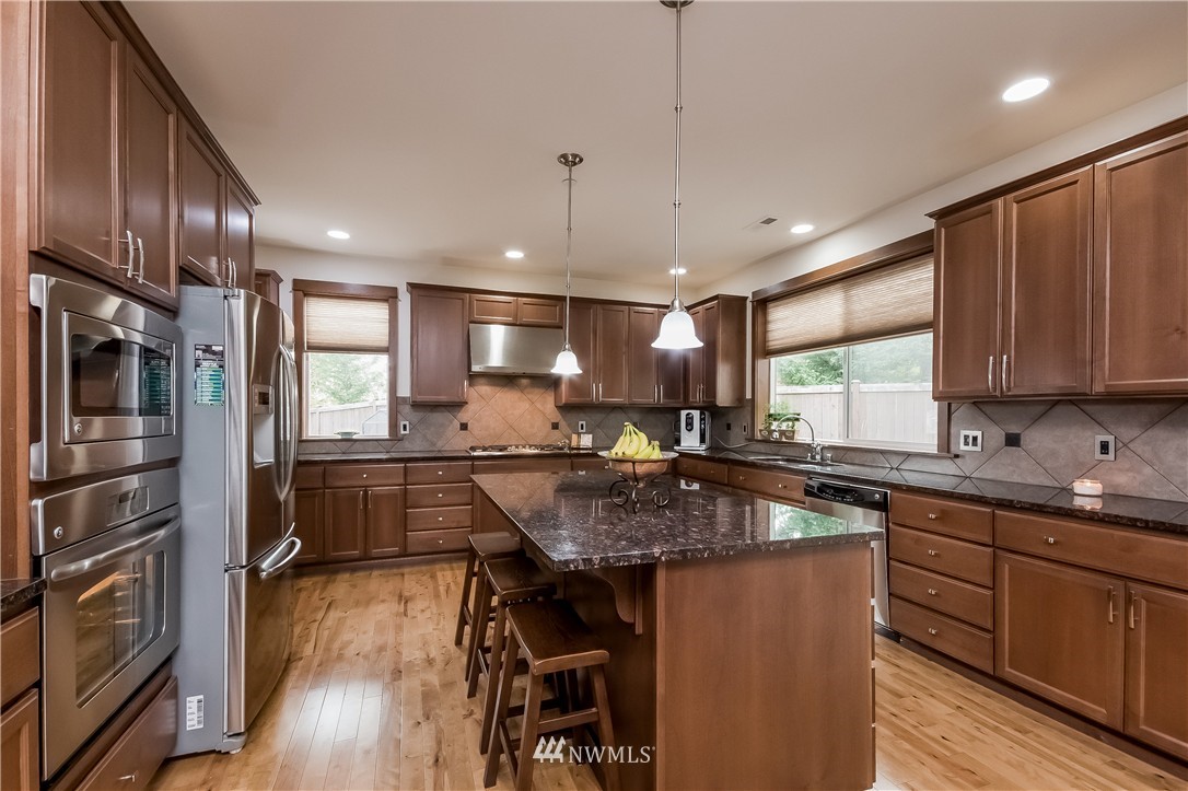 3409 218th Street Southeast Bothell, WA 98021 - Photo 8 of 25