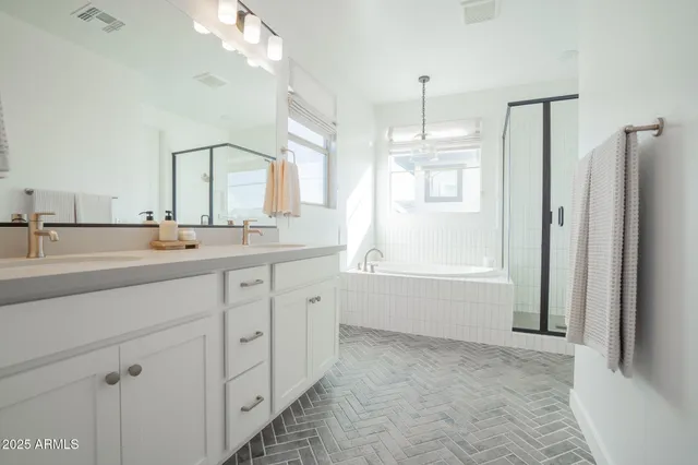 $3,495 | 10050 East Tiburon Avenue, Mesa, AZ 85212