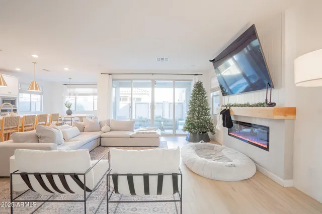 $3,495 | 10050 East Tiburon Avenue, Mesa, AZ 85212