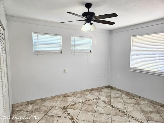 $339,900 | 435 South Courtenay Parkway, Merritt Island, FL 32952