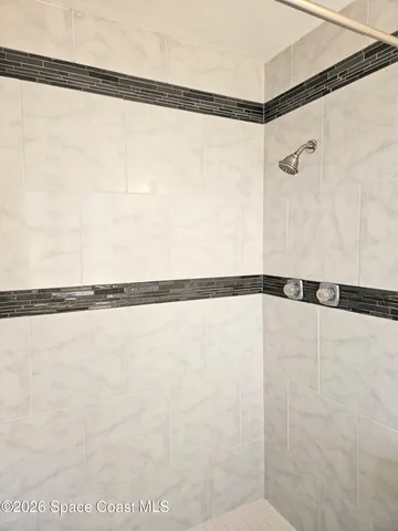 $339,900 | 435 South Courtenay Parkway, Merritt Island, FL 32952