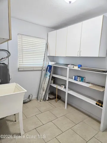 $339,900 | 435 South Courtenay Parkway, Merritt Island, FL 32952