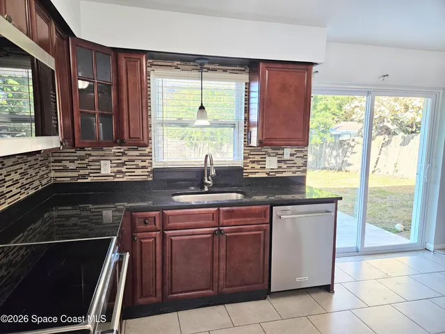 $339,900 | 435 South Courtenay Parkway, Merritt Island, FL 32952