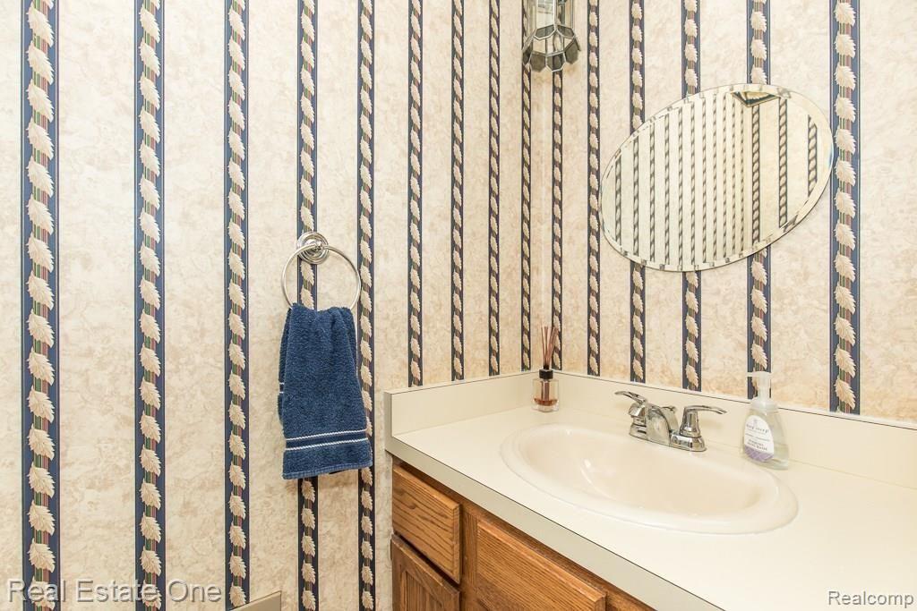2425 Rancroft Beat Rochester Hills, MI 48306 - Photo 32 of 32