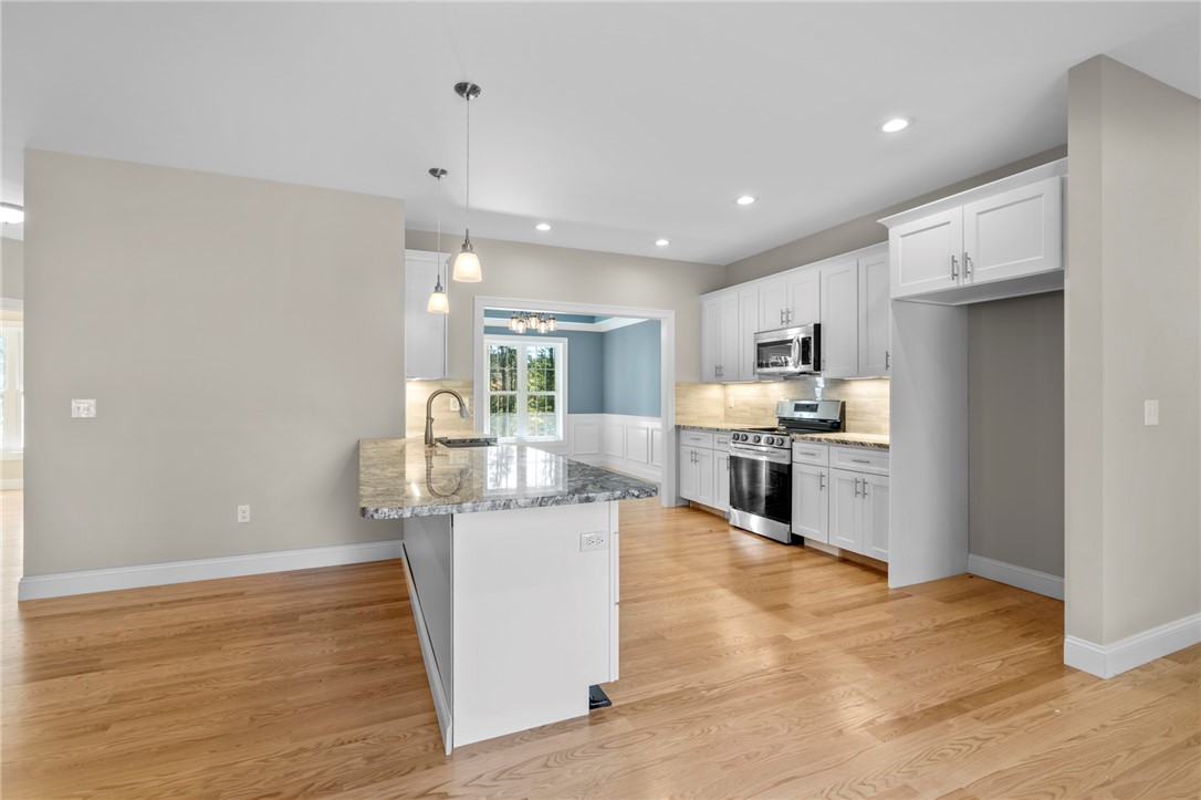 530 Whaley Hollow Road Coventry, RI 02816 - Photo 8 of 27 Gallery Image 8