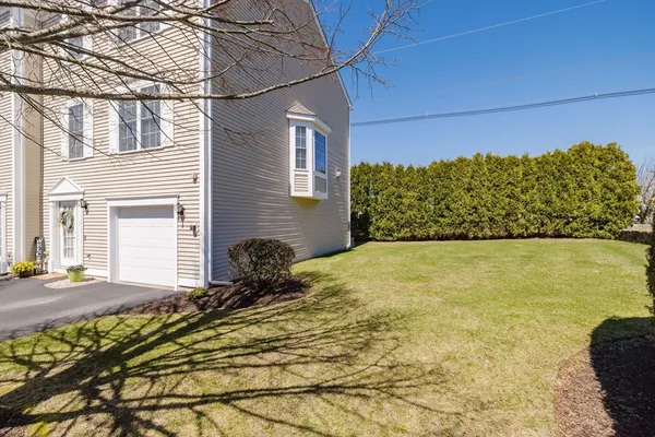 $500,000 | 1 Harbor Mist Drive, Unit 1, Fairhaven, MA 02719