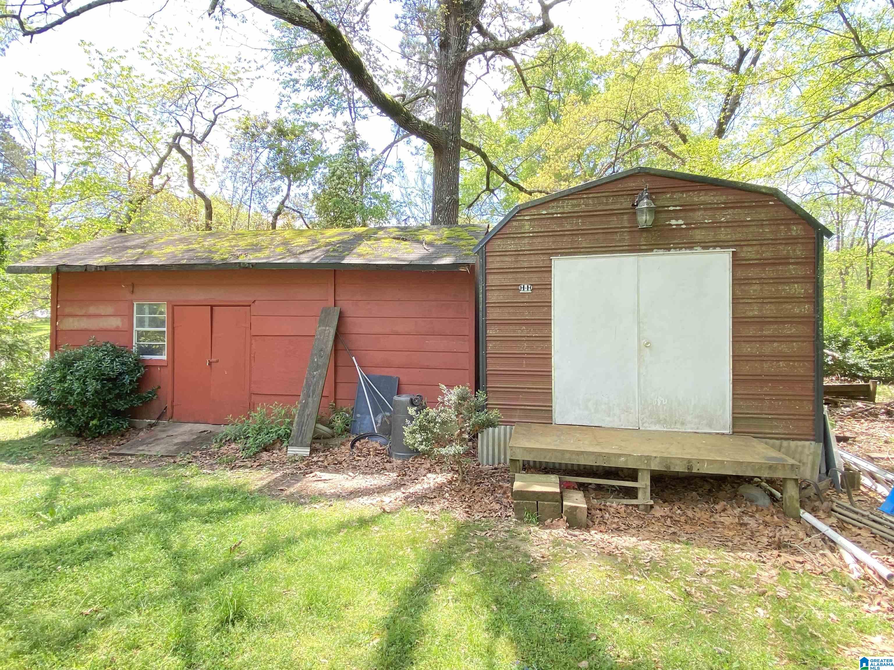 301 Sun Valley Road Birmingham, AL 35215 - Photo 12 of 35