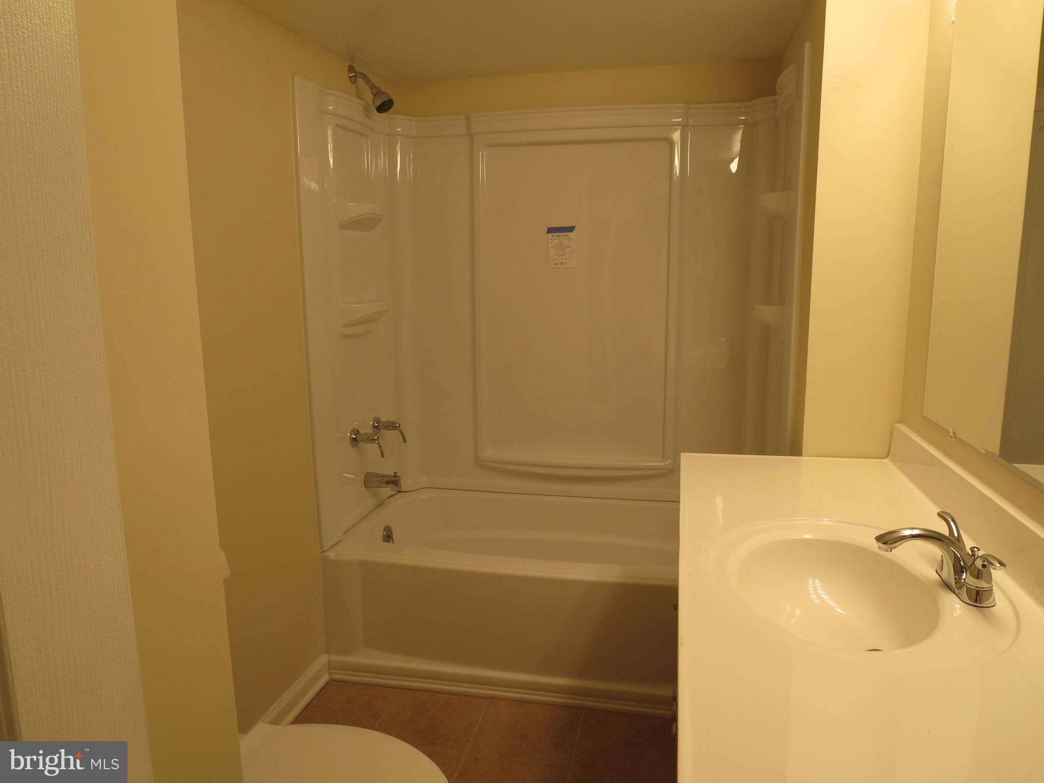 12245 Davis Road Remington, VA 22734 - Photo 23 of 24 Bath