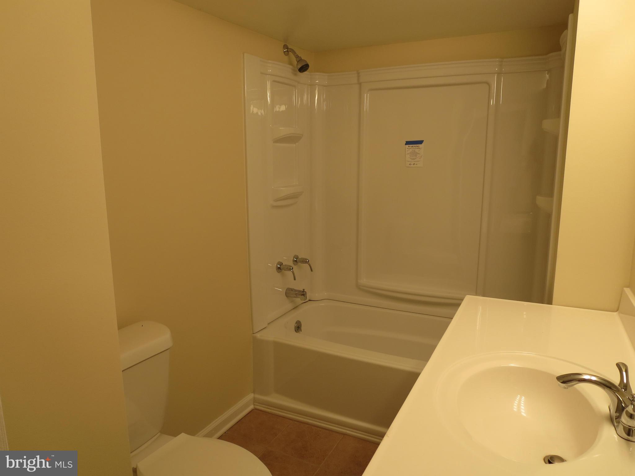12245 Davis Road Remington, VA 22734 - Photo 9 of 24 Bath