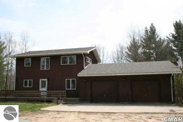 6300 West Vernon Road Weidman, MI 48893 - Photo 14 of 22 1771656-13.JPG