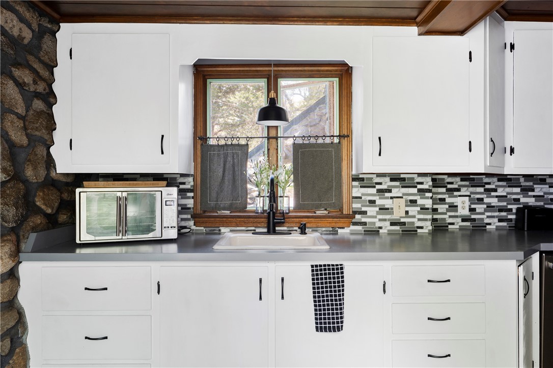 96 Pole Bridge Road Scituate, RI 02857 - Photo 12 of 43