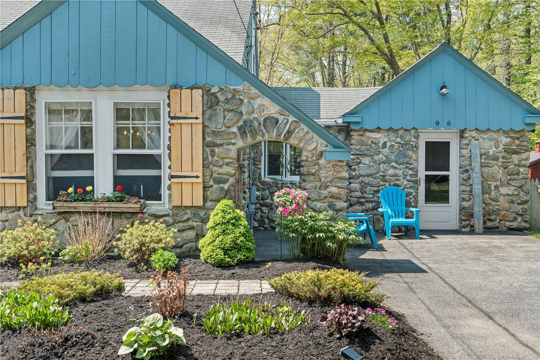 96 Pole Bridge Road Scituate, RI 02857 - Photo 5 of 43