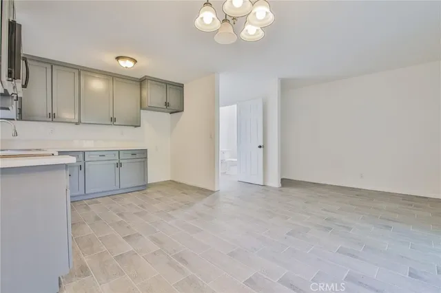$669,900 | 1693 East 110th Street, Los Angeles, CA 90059