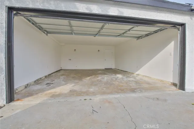 $669,900 | 1693 East 110th Street, Los Angeles, CA 90059