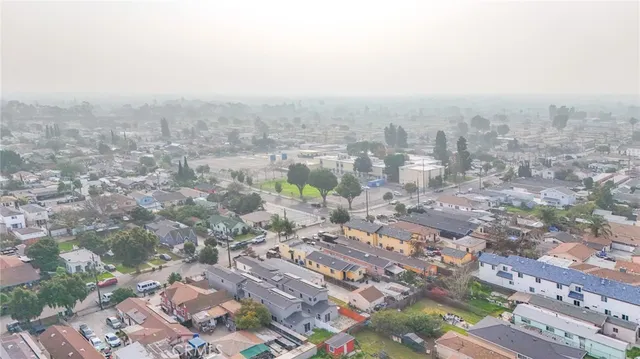 $669,900 | 1693 East 110th Street, Los Angeles, CA 90059