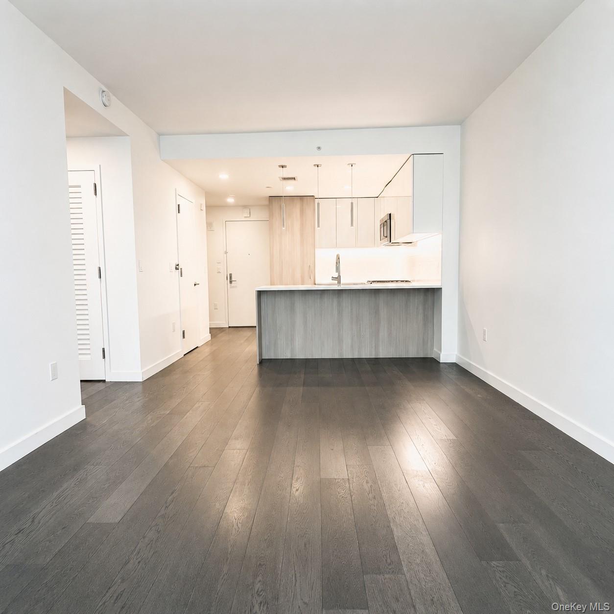 13105 40th Road, Unit 11M Queens, NY 11354 - Photo 6 of 21