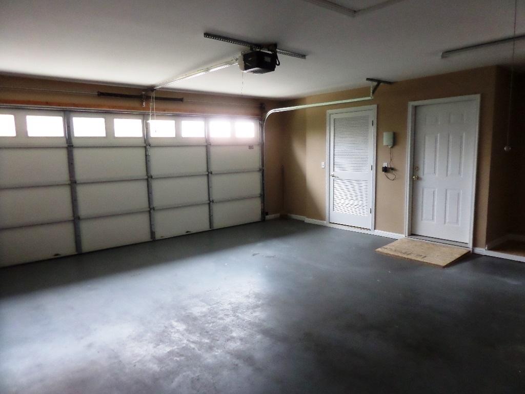 115 Graham Place Oak Ridge, TN 37830 - Photo 29 of 33 garage