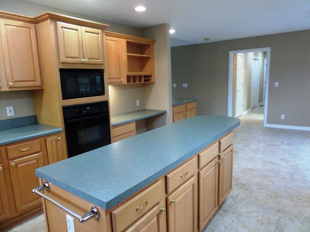 115 Graham Place Oak Ridge, TN 37830 - Photo 6 of 33 kitchen3