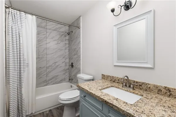 a view of utility room