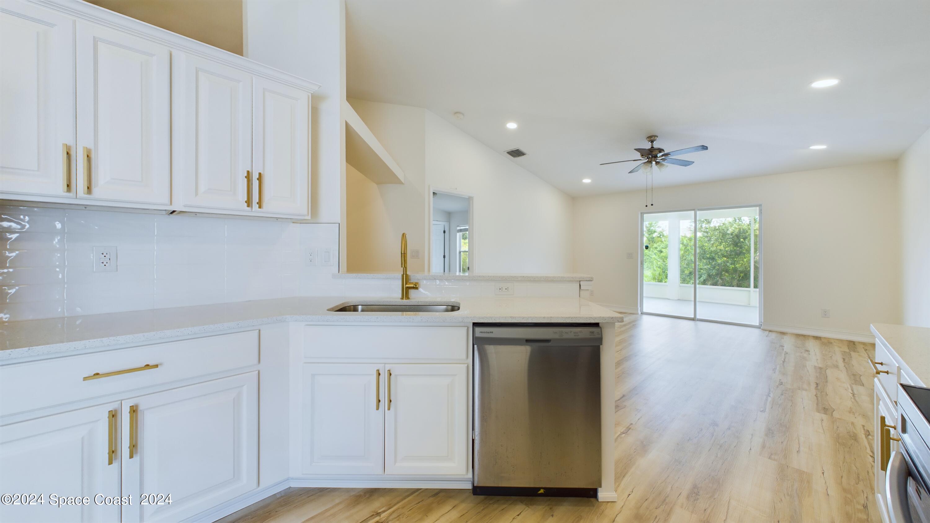 2237 Deercroft Drive Melbourne, FL 32940 - Photo 3 of 53 CAM03755G0-PR0041-STILL016