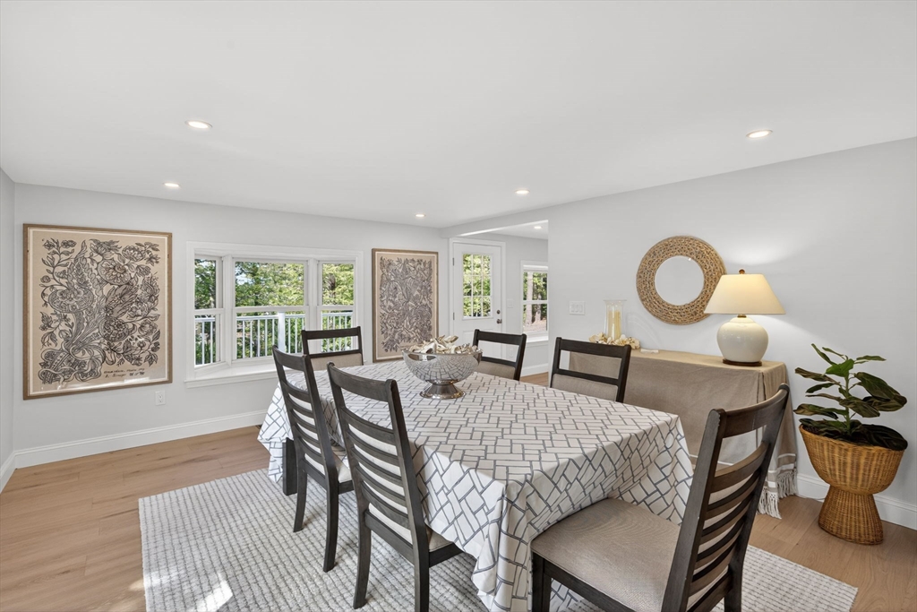333 Old Comers Road Chatham, MA 02633 - Photo 12 of 42 Gallery Image 12