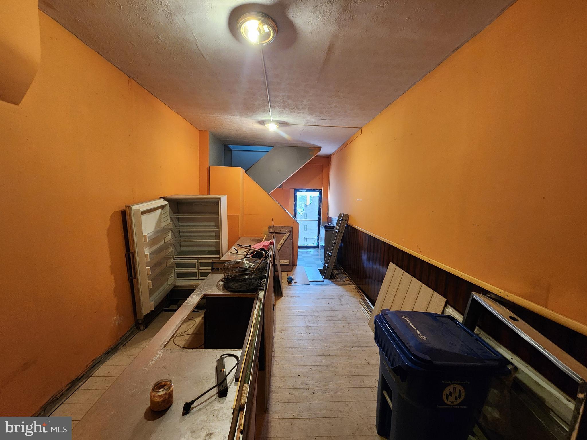 526 North Chester Street Baltimore, MD 21205 - Photo 3 of 26 a view of a gym equipment