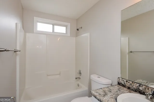 $2,015 | 3595 Boulder Circle, Ellenwood, GA 30294