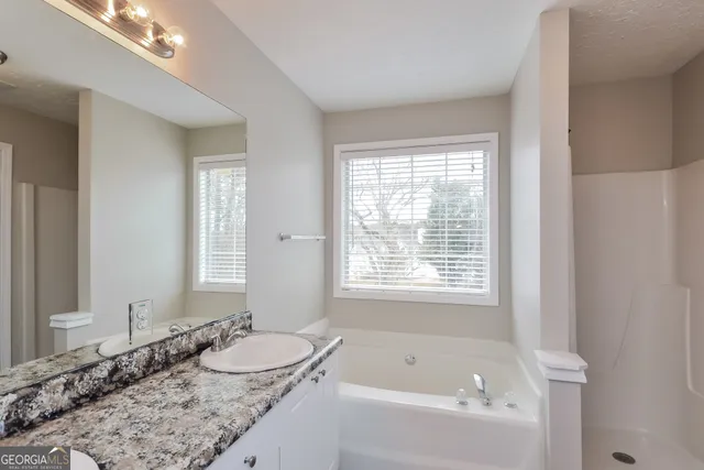 $2,015 | 3595 Boulder Circle, Ellenwood, GA 30294