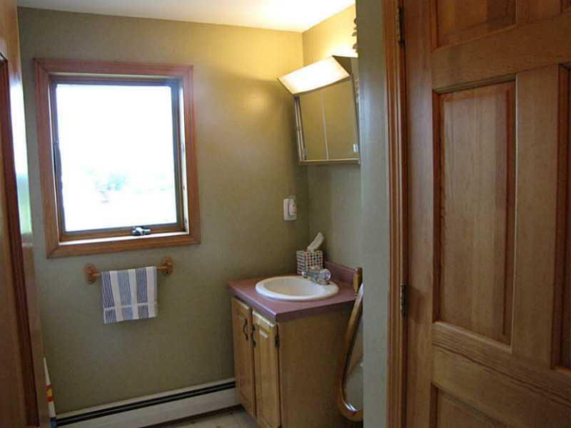 24 Field Road Sidney, ME 04330 - Photo 13 of 30 Bathroom.