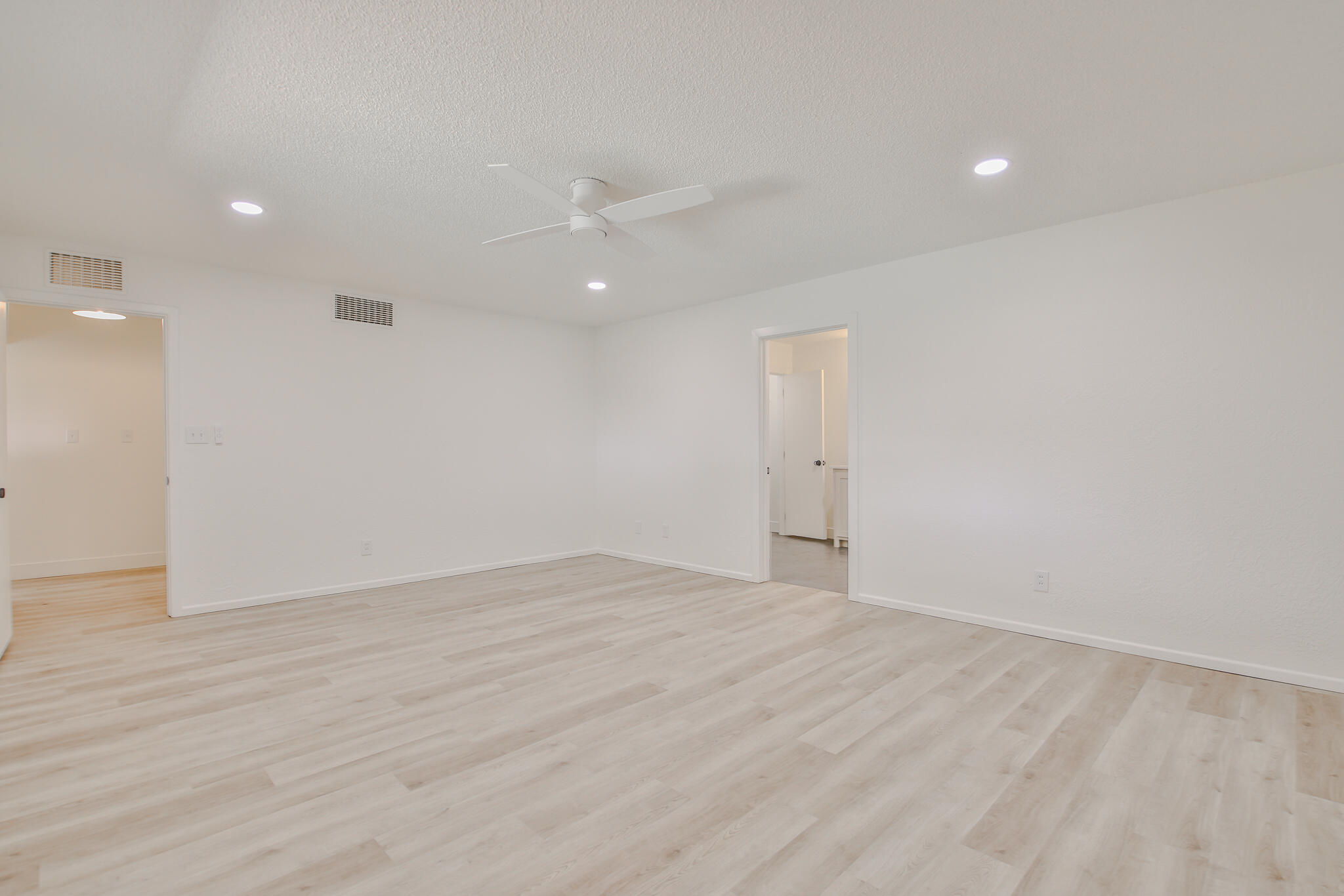 2102 South 4th Street Lamesa, TX 79331 - Photo 20 of 50 Haleydphotography-47