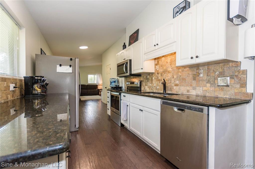 55 Stark Road Rochester Hills, MI 48307 - Photo 20 of 37