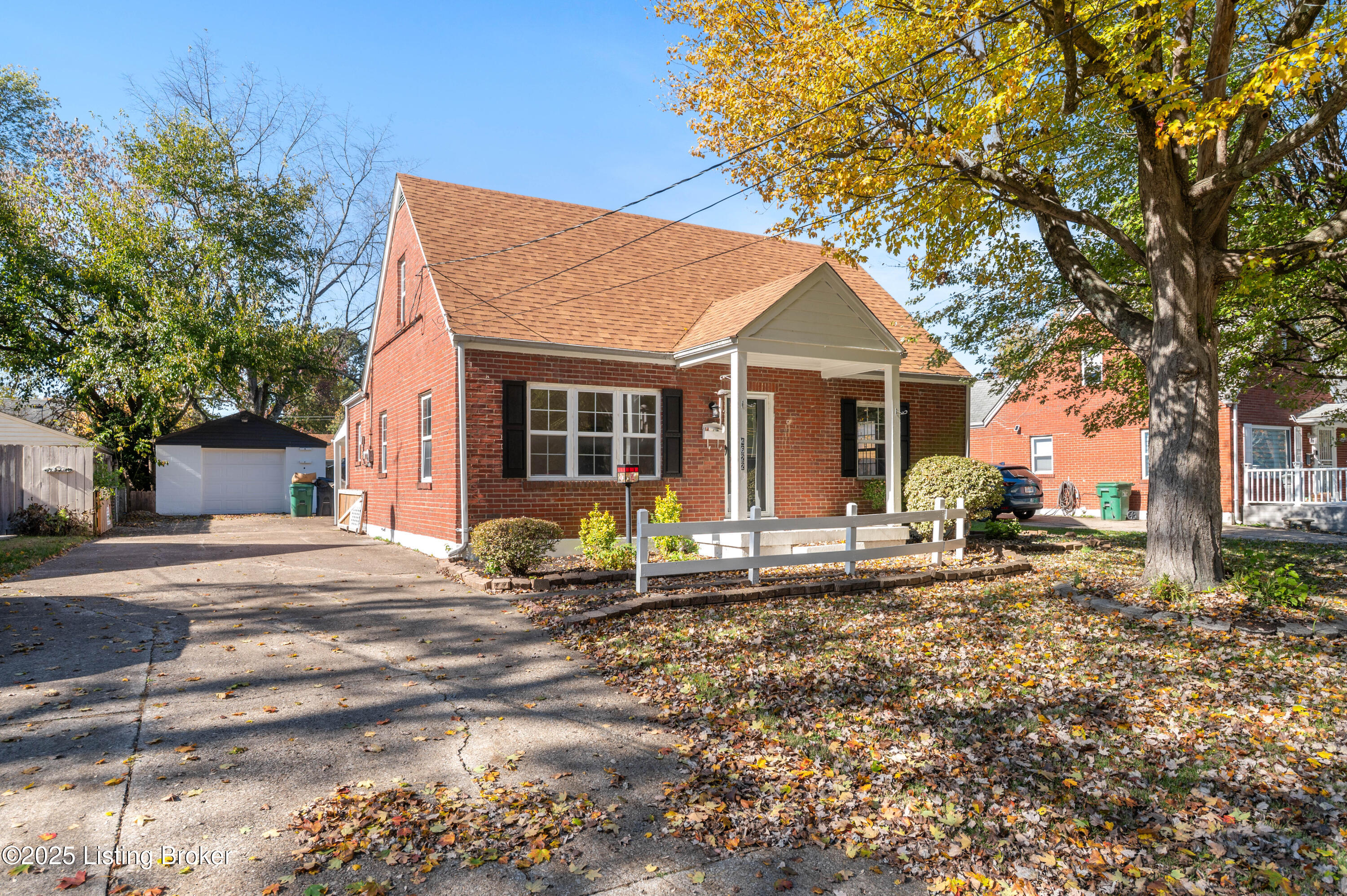 4622 Kiefer Road Louisville, KY 40216 - Photo 1 of 35 4622KeiferRd-4