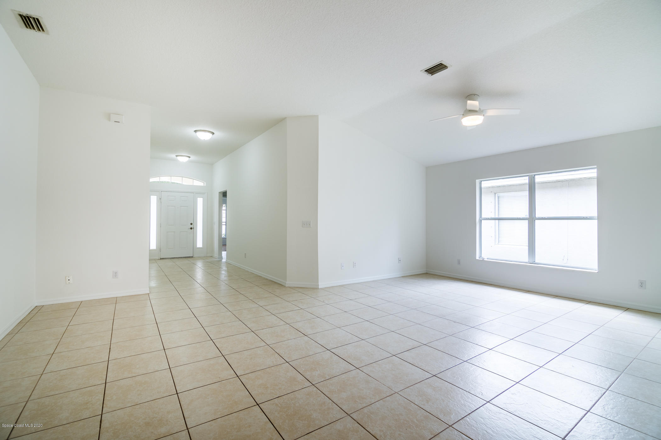 4800 Decatur Circle Melbourne, FL 32934 - Photo 3 of 16 19539228-3