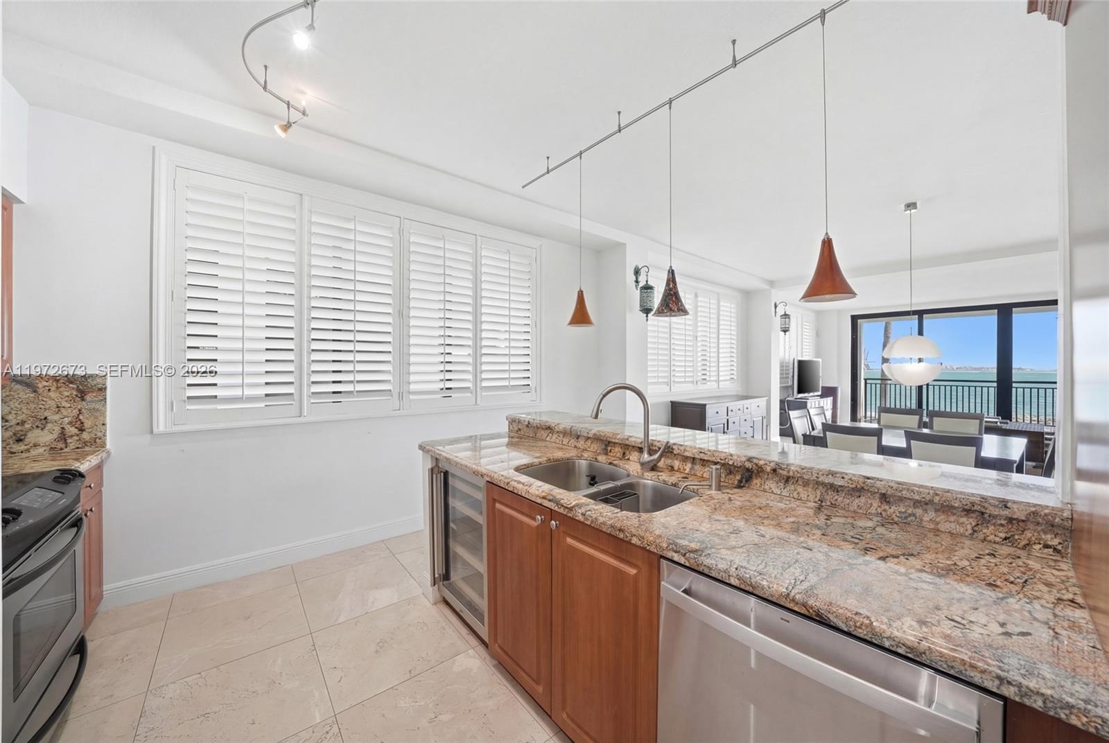 540 Brickell Key Drive, Unit 222 Miami, FL 33131 - Photo 7 of 24