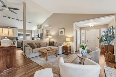 $719,000 | 1239 Herbazal Street, Sonoma, CA 95476