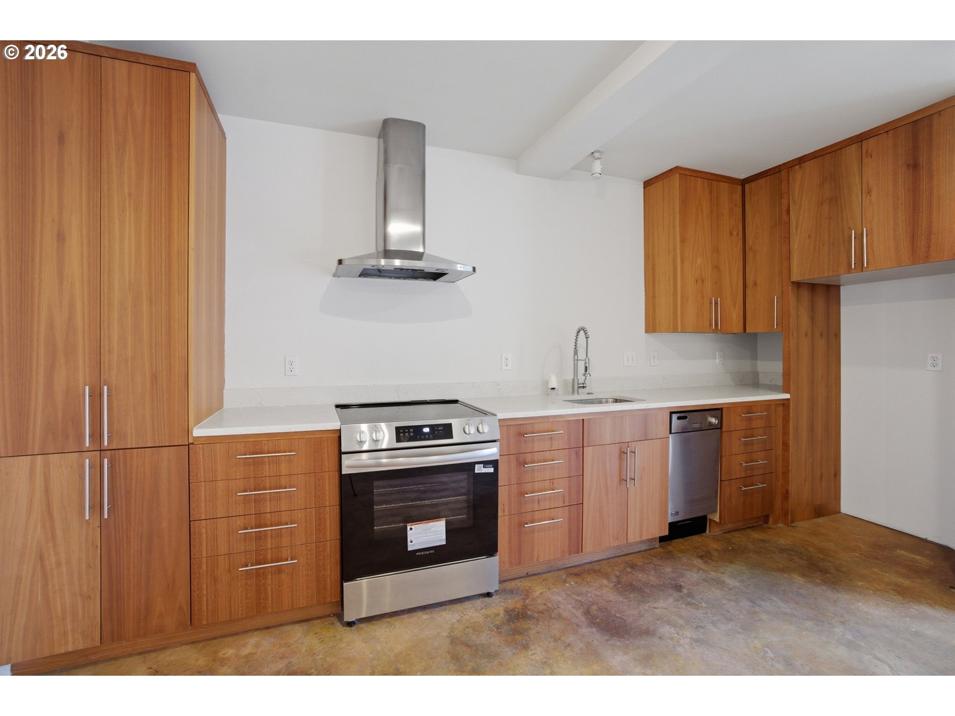 325 Northeast Graham Street, Unit 6 Portland, OR 97212 - Photo 15 of 30
