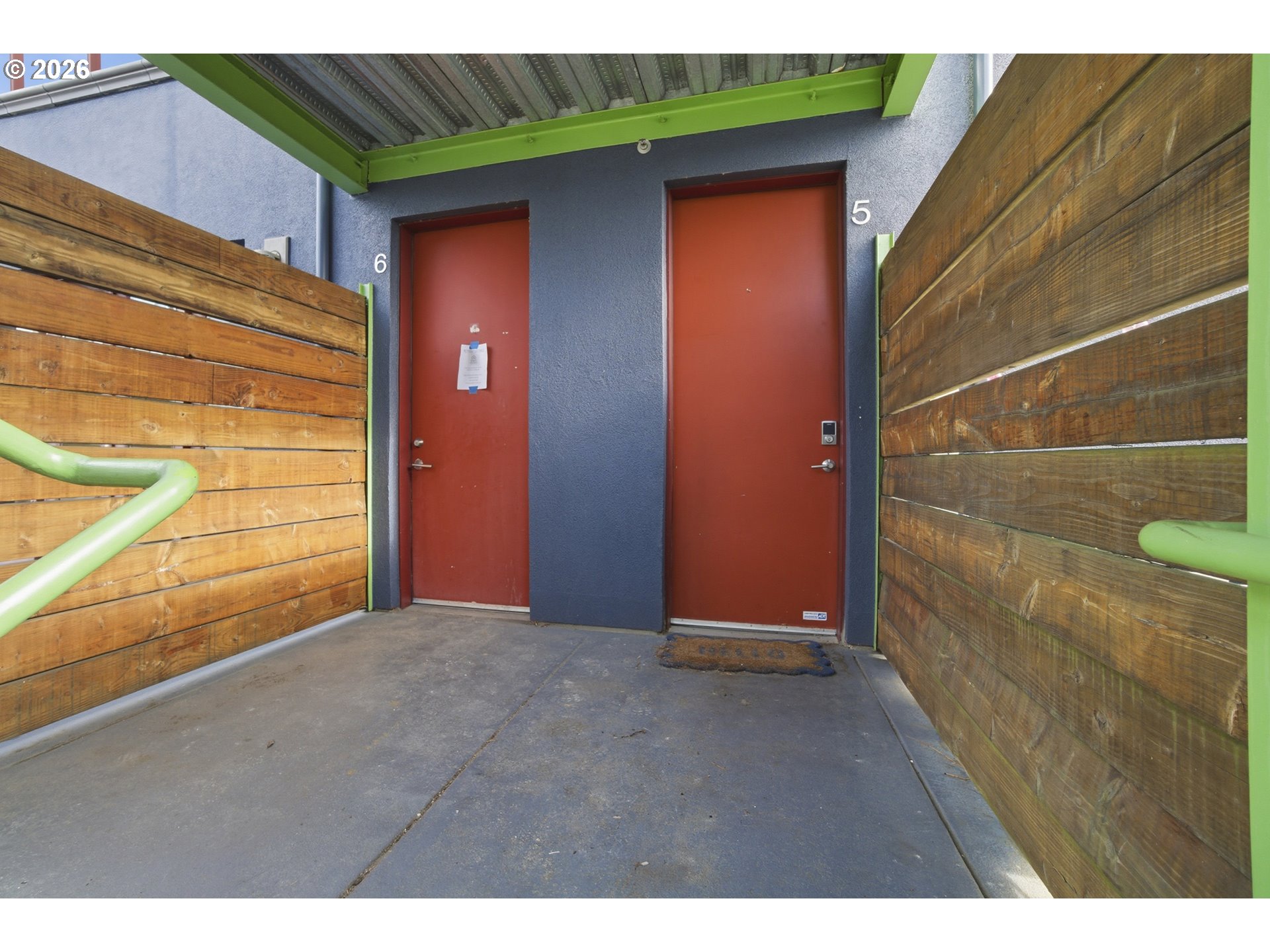 325 Northeast Graham Street, Unit 6 Portland, OR 97212 - Photo 4 of 30