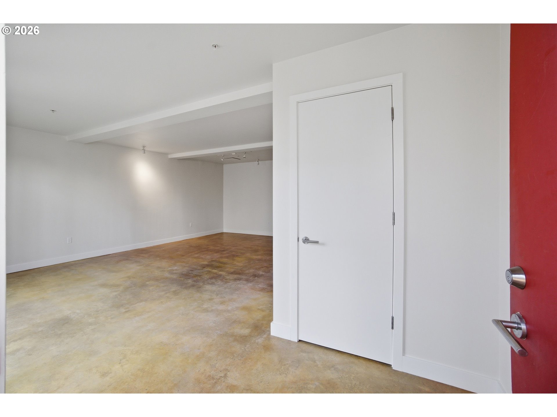 325 Northeast Graham Street, Unit 6 Portland, OR 97212 - Photo 5 of 30