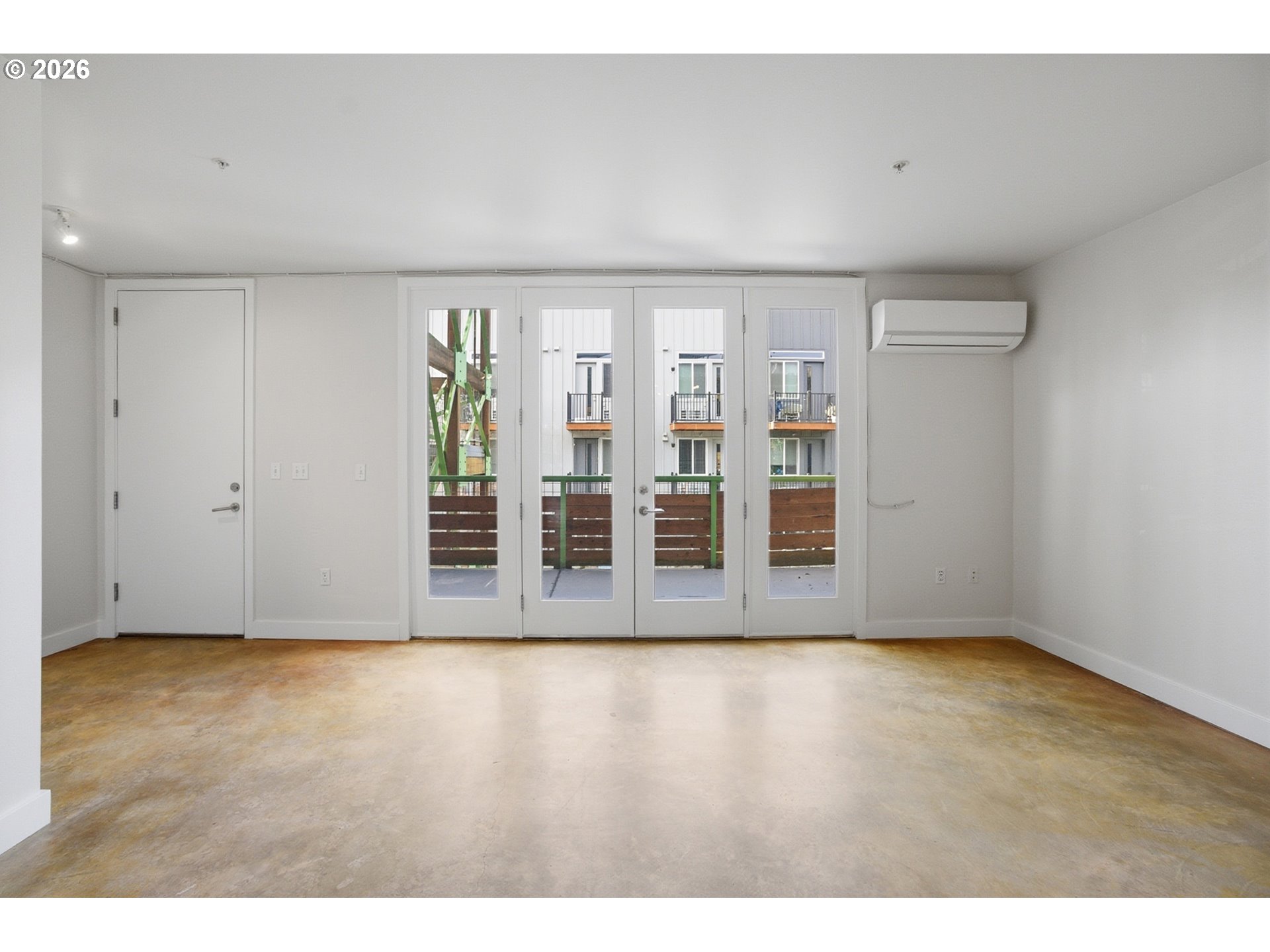 325 Northeast Graham Street, Unit 6 Portland, OR 97212 - Photo 8 of 30