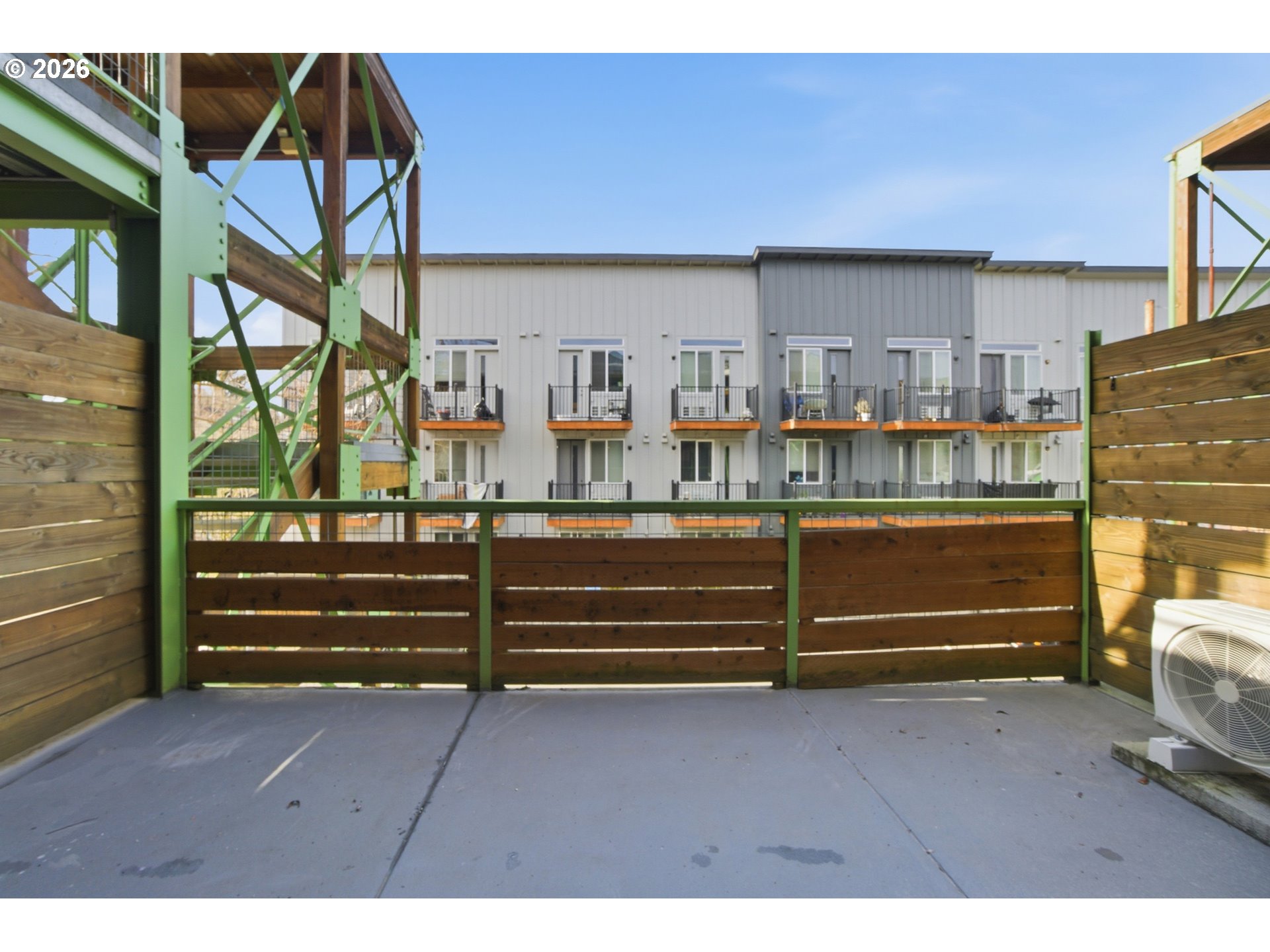 325 Northeast Graham Street, Unit 6 Portland, OR 97212 - Photo 9 of 30
