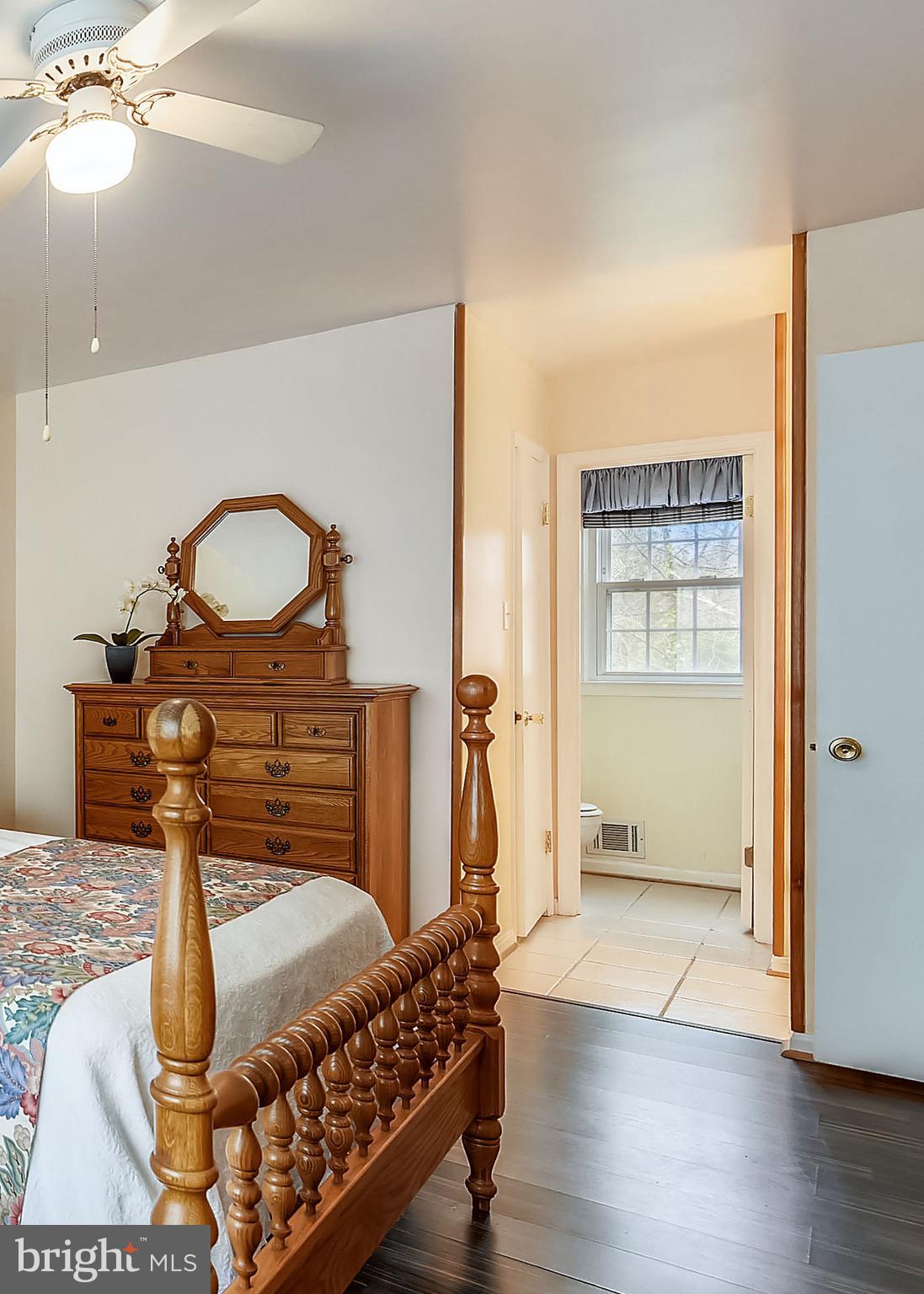 6807 Ben Franklin Road Springfield, VA 22150 - Photo 24 of 52 Entrance to the main bedroom bath