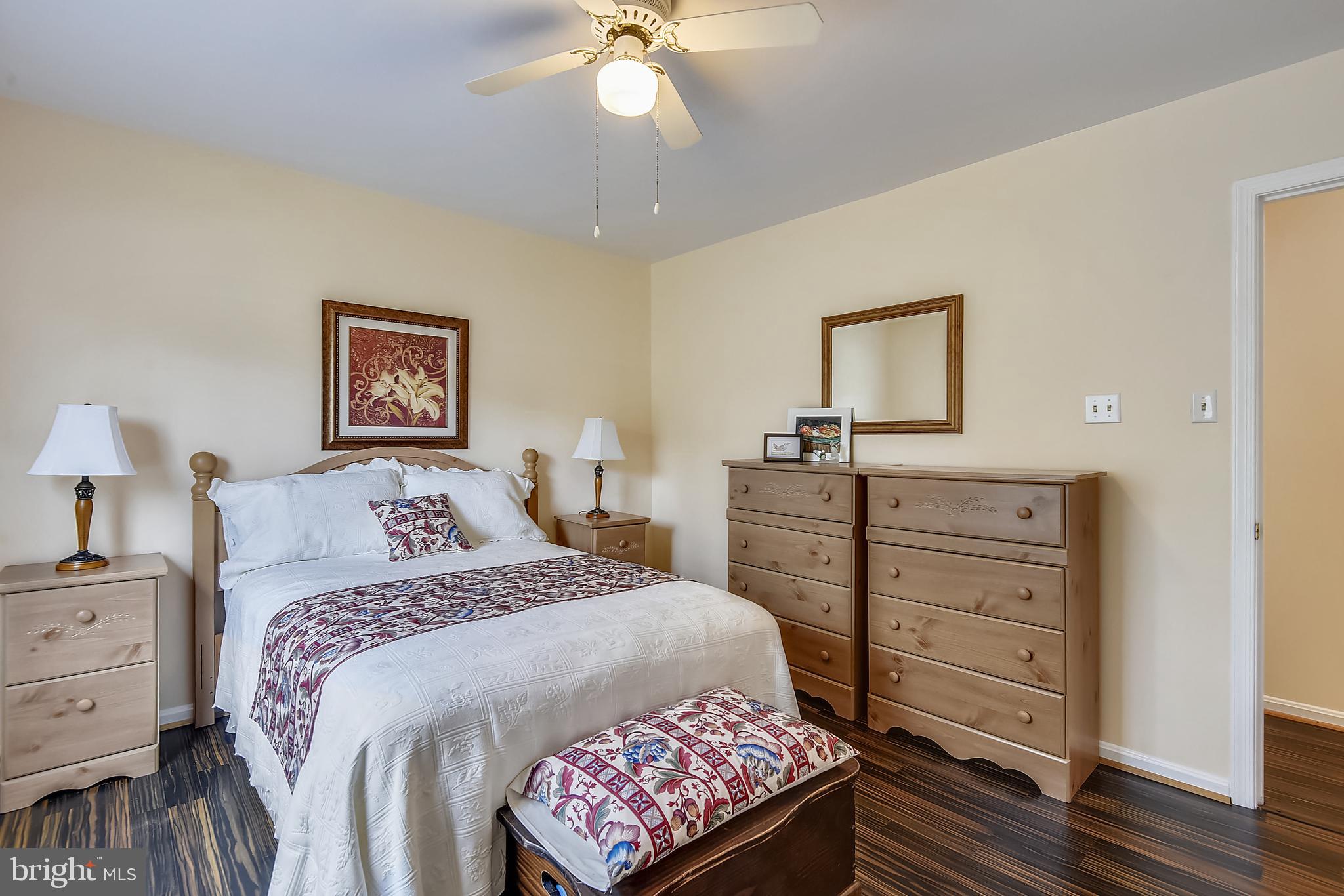 6807 Ben Franklin Road Springfield, VA 22150 - Photo 29 of 52 2nd bedroom